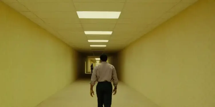 A Small Clue Hints at Two Characters Fate Before It Happens in Backrooms