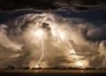 Teen Gamer Survives Lightning Strike