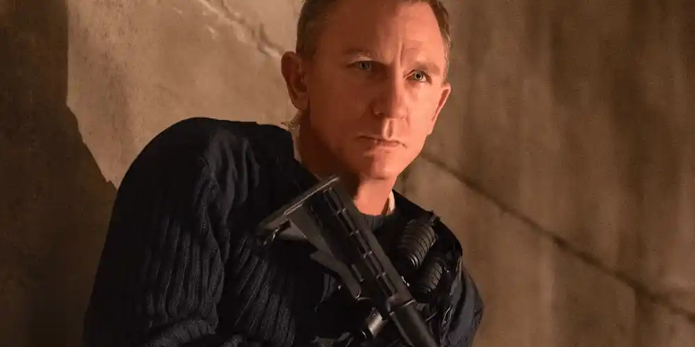 Daniel Craig choose bond for his last line